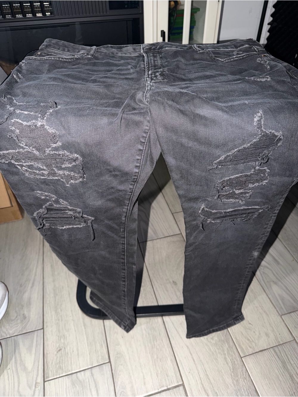 American Eagle Outfitters Men's Grey Ripped Skinny Jeans
